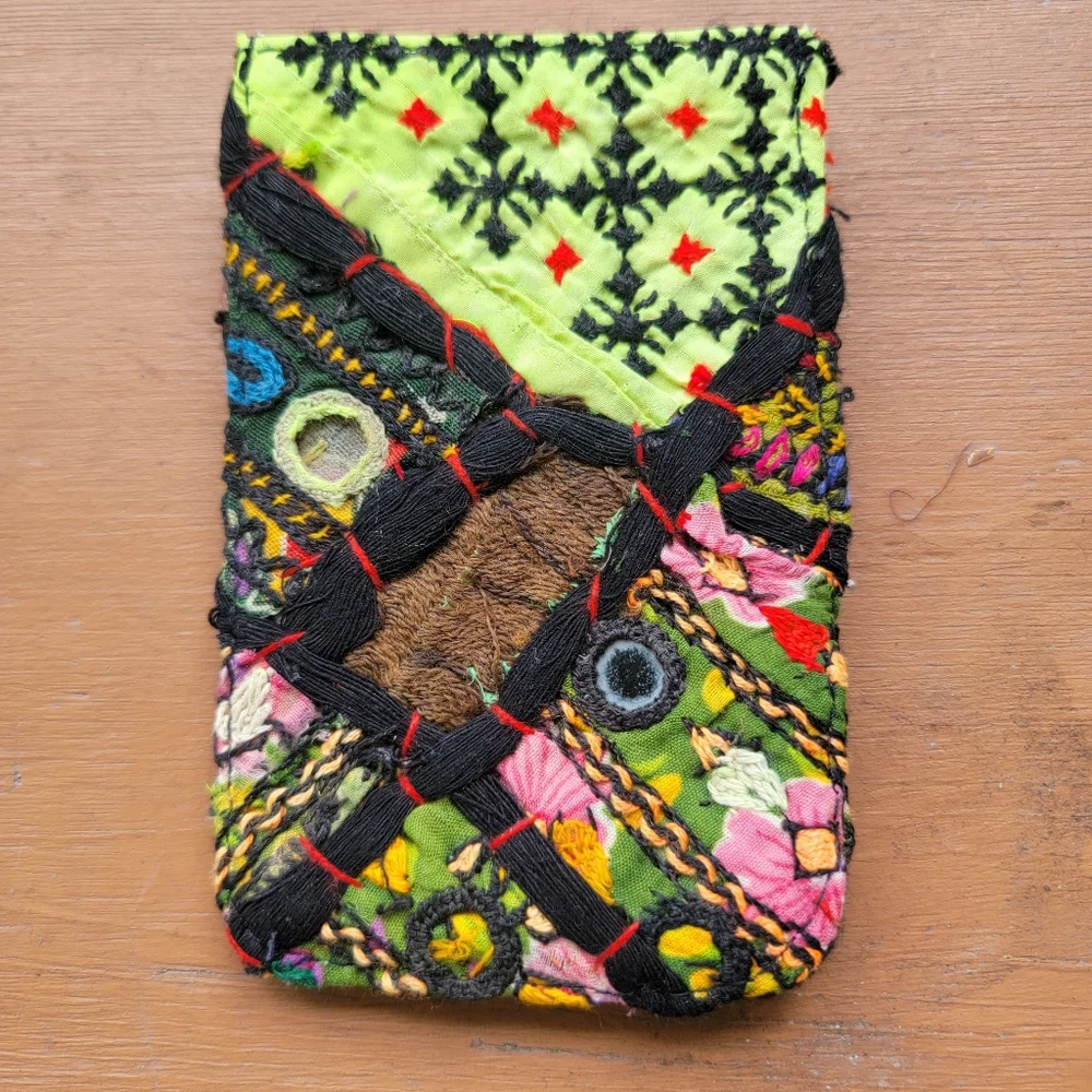 🍄🪬 Free People Boho Embroidered Repurposed vtg banjara hippie Wallet card case